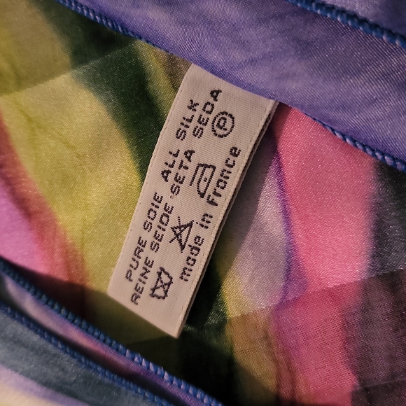 Pierre Baccara Scarf - Picture 4 of 5